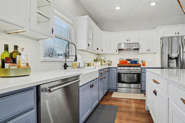 627 Parkview Avenue, Spring Lake, MI 49456