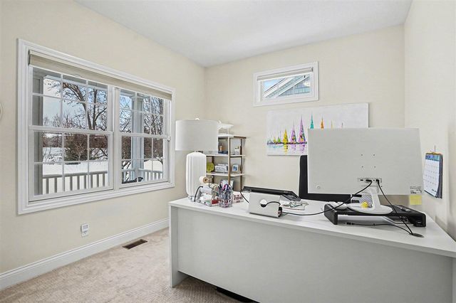 627 Parkview Avenue, Spring Lake, MI 49456