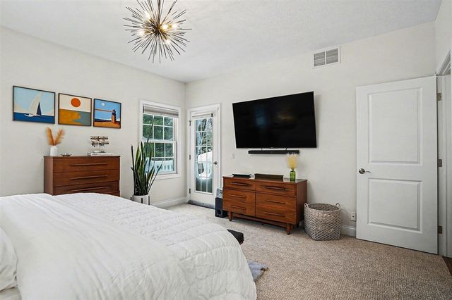 627 Parkview Avenue, Spring Lake, MI 49456