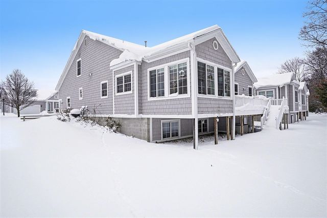 627 Parkview Avenue, Spring Lake, MI 49456