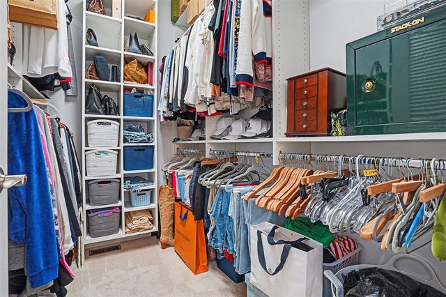 627 Parkview Avenue, Spring Lake, MI 49456