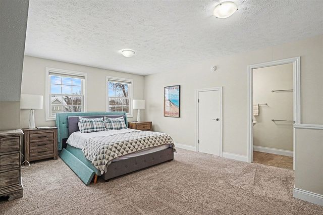 627 Parkview Avenue, Spring Lake, MI 49456