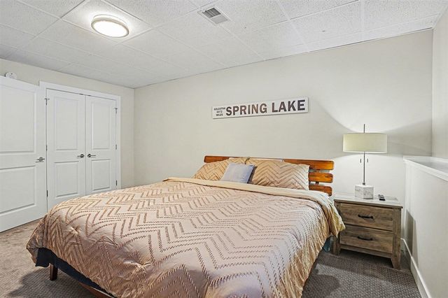 627 Parkview Avenue, Spring Lake, MI 49456