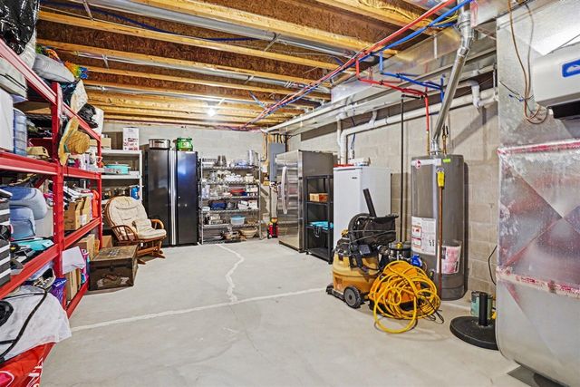 627 Parkview Avenue, Spring Lake, MI 49456