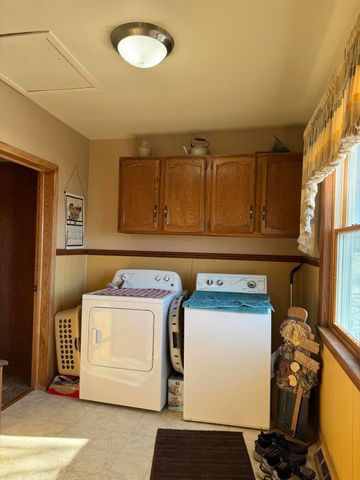 9844 N Us Highway 231, Demotte, IN 46310