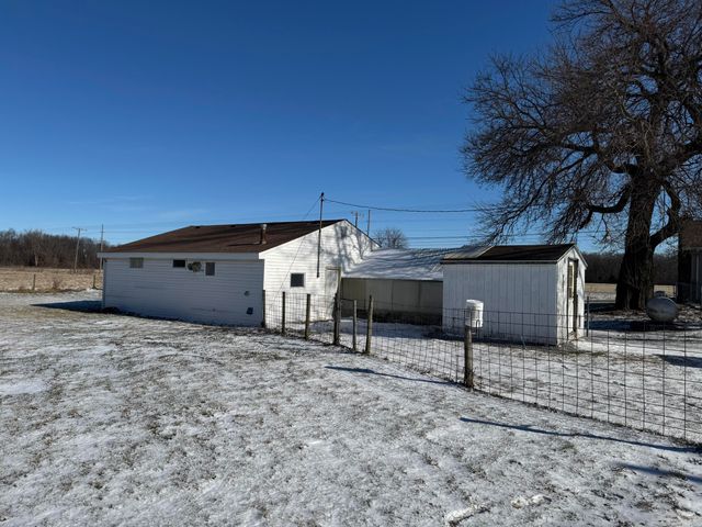 9844 N Us Highway 231, Demotte, IN 46310