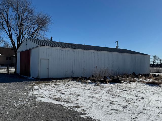 9844 N Us Highway 231, Demotte, IN 46310