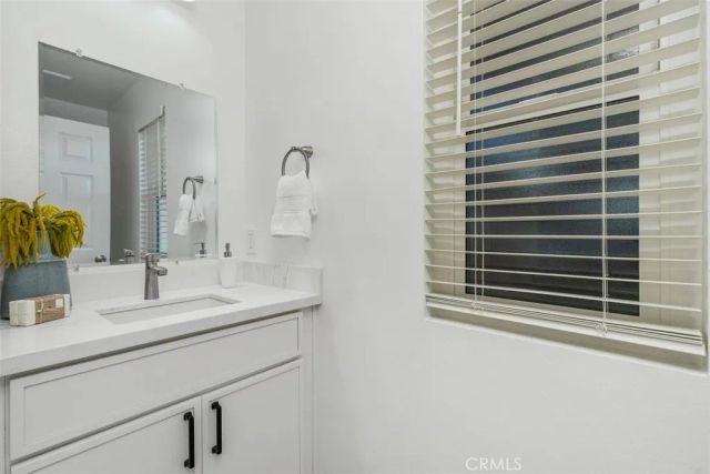 45 Greenmoor, Irvine, CA 92614