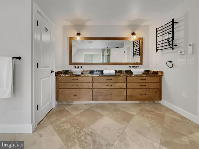 665 FAIRMONT AVE, Mohnton, PA 19540