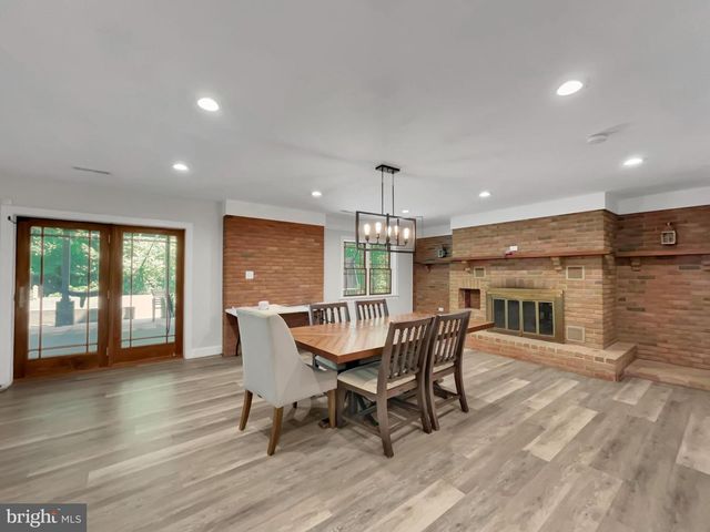 665 FAIRMONT AVE, Mohnton, PA 19540