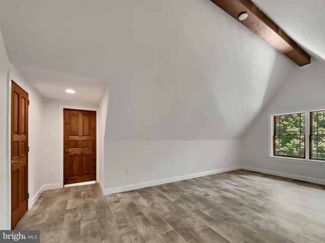 665 FAIRMONT AVE, Mohnton, PA 19540