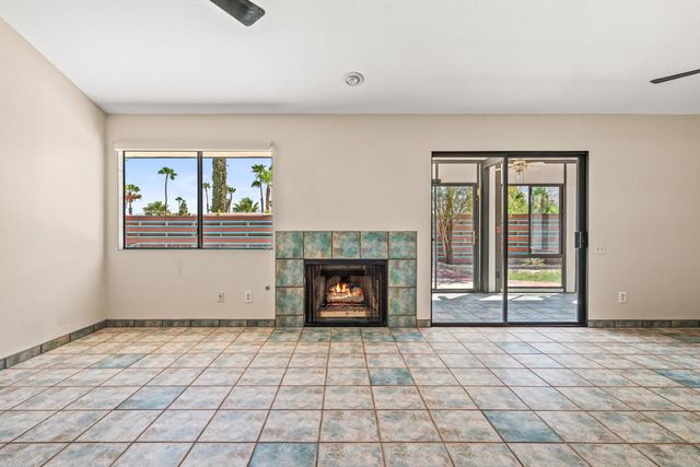 1351 E Luna Way, Palm Springs, CA 92262