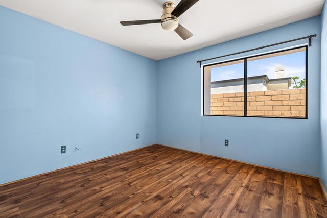 1351 E Luna Way, Palm Springs, CA 92262
