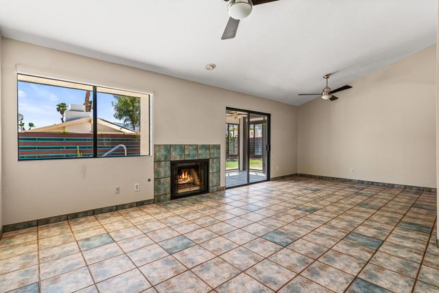 1351 E Luna Way, Palm Springs, CA 92262
