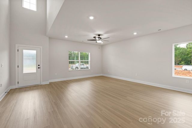 7221 Jerimoth Drive, Charlotte, NC 28215