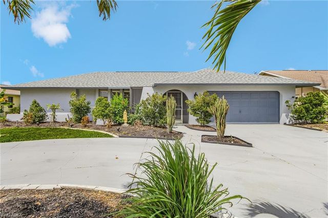 5016 Skyline BLVD, Cape Coral, FL 33914