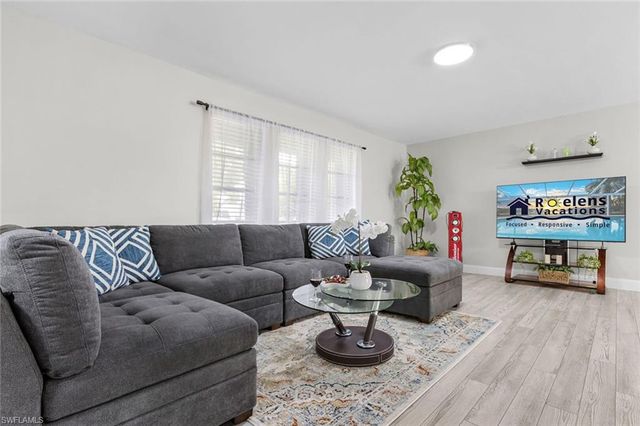 5016 Skyline BLVD, Cape Coral, FL 33914