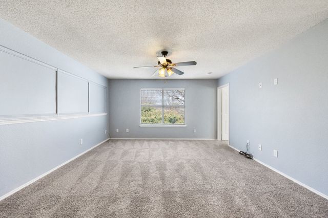 957 Blossomwood Court, Arlington, TX 76017