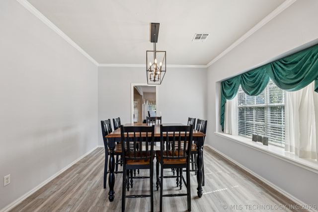 905 N Butternut Avenue N, Broken Arrow, OK 74012