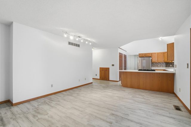 180 Country Road 180 Country Road, Urbana, OH 43078