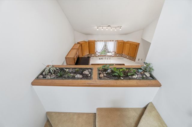 180 Country Road 180 Country Road, Urbana, OH 43078