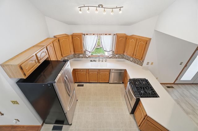 180 Country Road 180 Country Road, Urbana, OH 43078