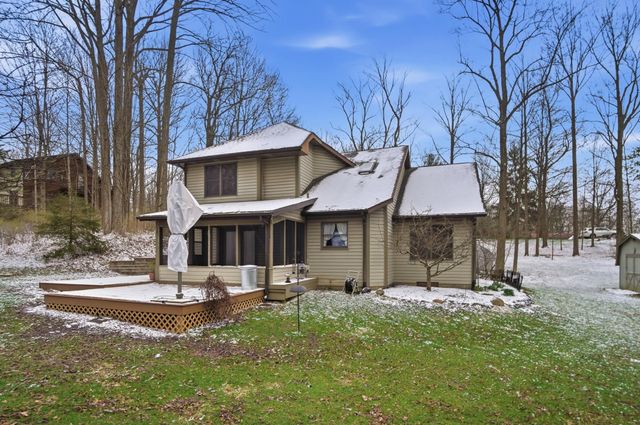 180 Country Road 180 Country Road, Urbana, OH 43078