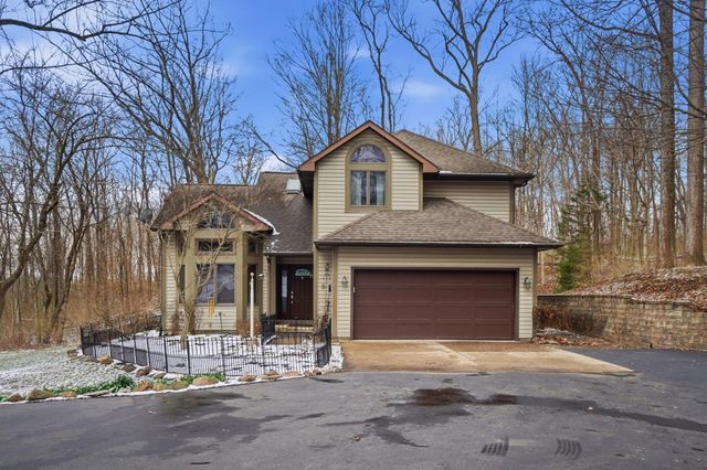 180 Country Road 180 Country Road, Urbana, OH 43078