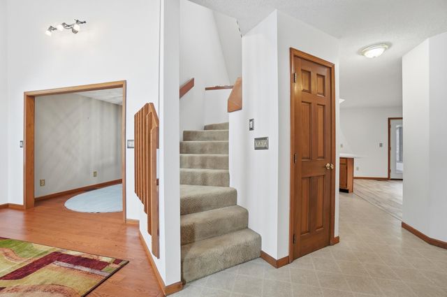 180 Country Road 180 Country Road, Urbana, OH 43078