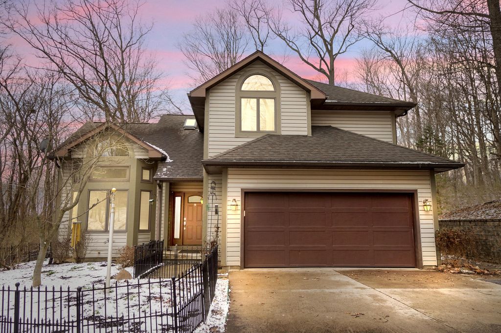 180 Country Road 180 Country Road, Urbana, OH 43078