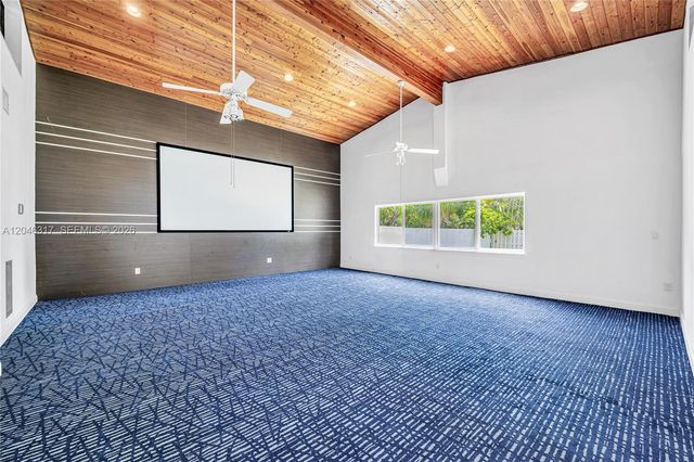 12525 SW 68th Ct, Pinecrest, FL 33156