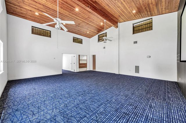 12525 SW 68th Ct, Pinecrest, FL 33156