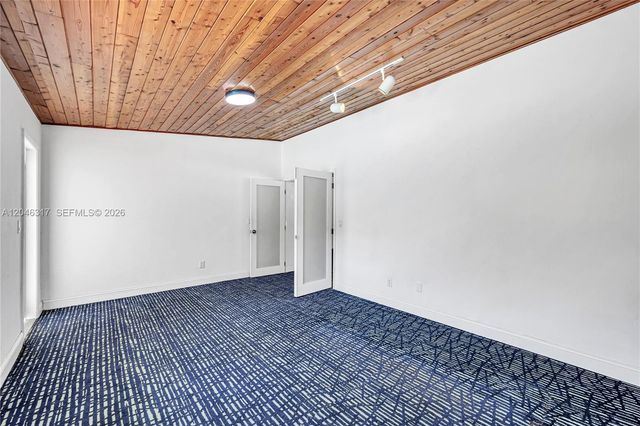 12525 SW 68th Ct, Pinecrest, FL 33156