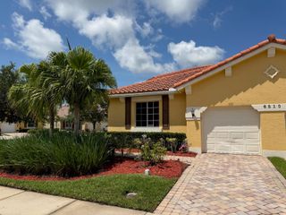 6510 Oxford Circle 101, Vero Beach, FL 32966