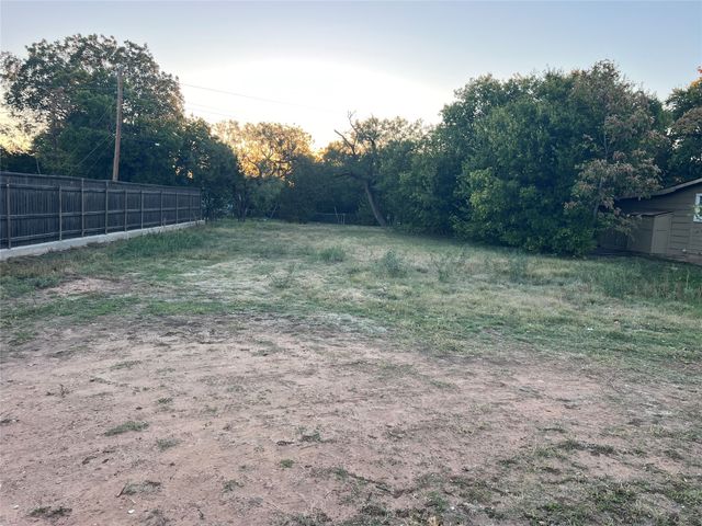 2925 Buffalo Gap Road, Abilene, TX 79605