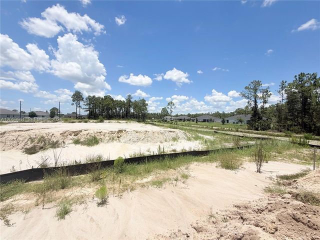 1938 Victor Ln, Lehigh Acres, FL 33972