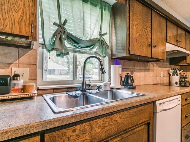 3600 Smoky Hollow Road, Edmond, OK 73013