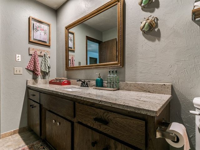 3600 Smoky Hollow Road, Edmond, OK 73013