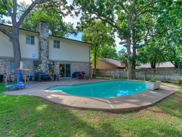 3600 Smoky Hollow Road, Edmond, OK 73013