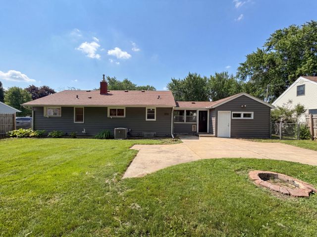 2128 Ronald Avenue, White Bear Lake, MN 55110