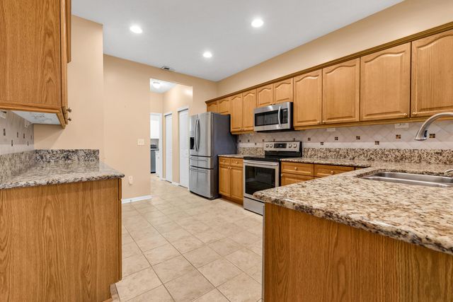 4229 Waterside Place, Grove City, OH 43123