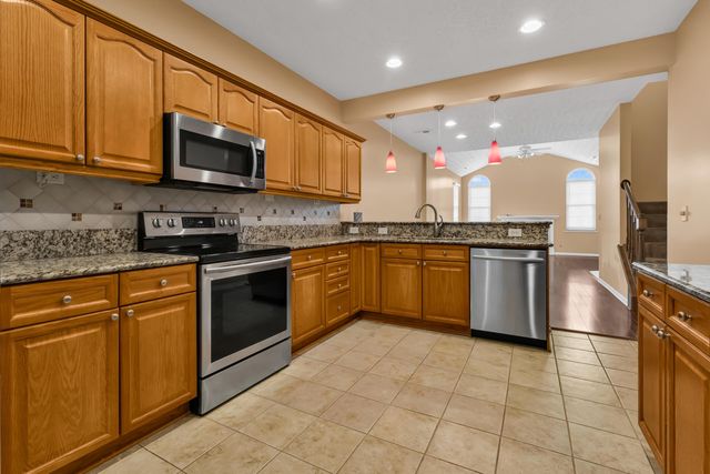 4229 Waterside Place, Grove City, OH 43123