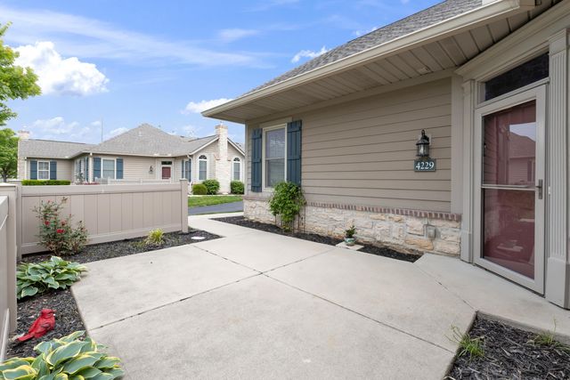 4229 Waterside Place, Grove City, OH 43123