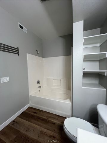 855 Francesca 103, Walnut, CA 91789