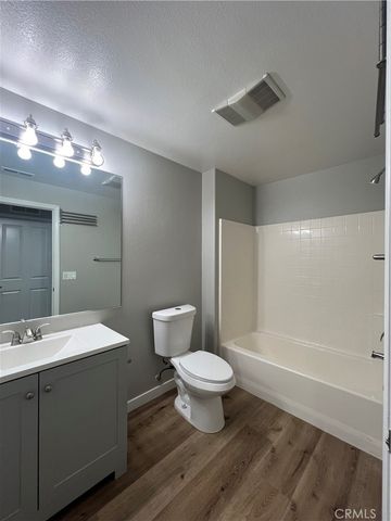 855 Francesca 103, Walnut, CA 91789