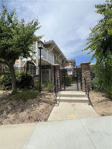 855 Francesca 103, Walnut, CA 91789