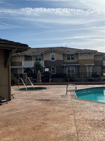 855 Francesca 103, Walnut, CA 91789