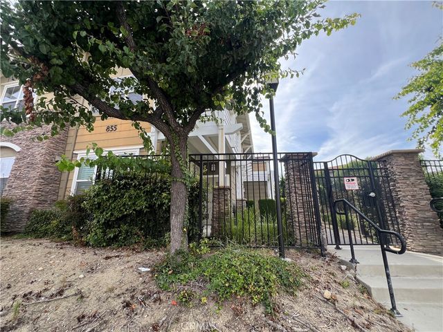 855 Francesca 103, Walnut, CA 91789