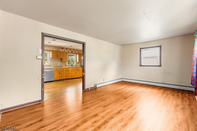 102 Hobson St, Bloomfield Twp., NJ 07003