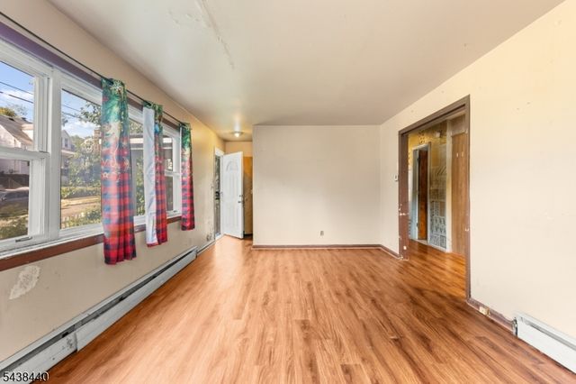 102 Hobson St, Bloomfield Twp., NJ 07003